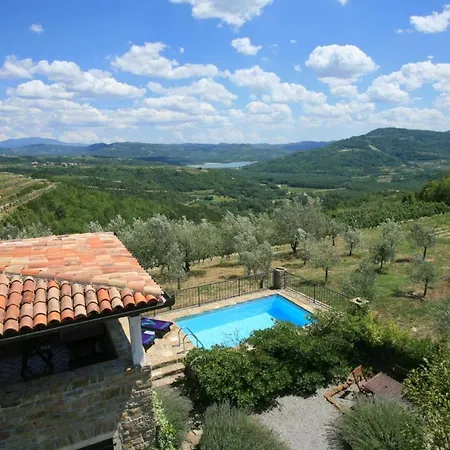 Sleeps 2 Pool Air Con Wifi Sovinjska Brda